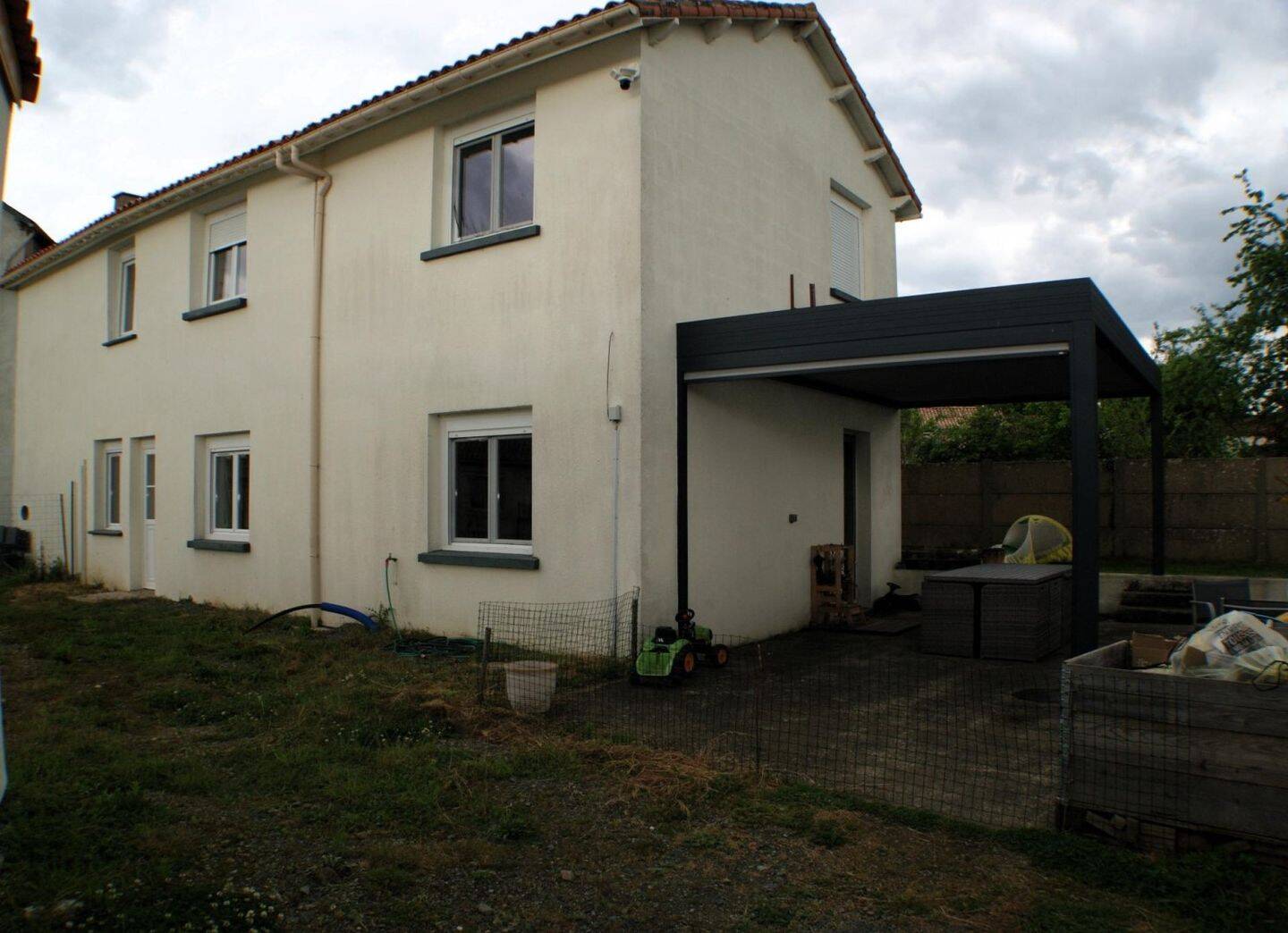 Maison 6 pièces 147 m² · à La Châtaigneraie · 147 m² · 220 000 €