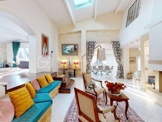 Maison à vendre 465 000 € 10 pièces 5 chambres 340 m² 765 m² de terrain Capian 33550