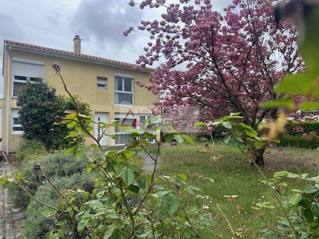 Maison 6 pièces 101 m² · à Pessac · 101 m² · 340 000 €