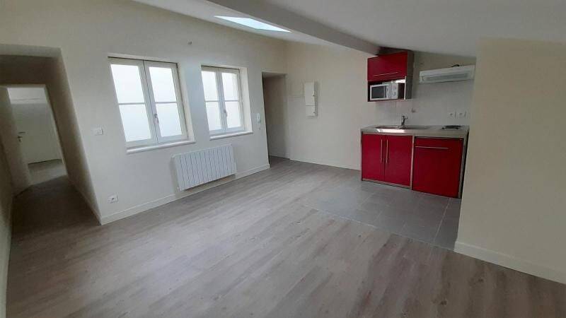 Appartement 1 pièce 31 m² · à Villefranche-sur-Saône · 31,1 m² · 543 €