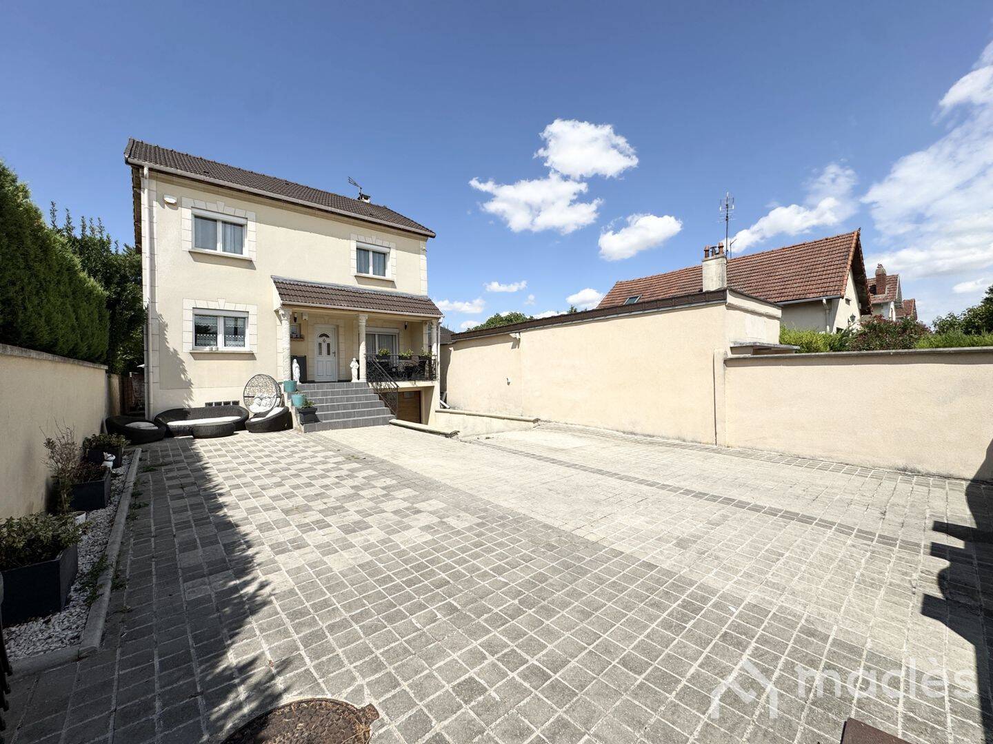 Maison 6 pièces 120 m² · à Arnouville · 120 m² · 429 000 €