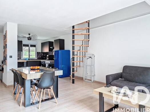 Maison à vendre 160 000 € 3 pièces 2 chambres 73 m² 30 m² de terrain Mercuès 46090