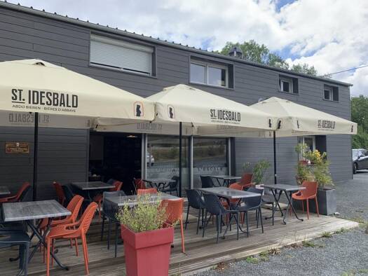 Hôtel à vendre Fonds de commerce 129 900 € 140 m² d'espace de restauration La Saunière 23000