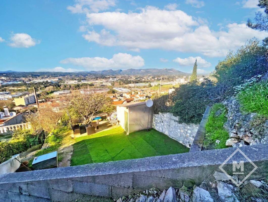 Maison 6 pièces 135 m² · à Marseille 11ème Arrondissement · 135 m² · 399 000 €