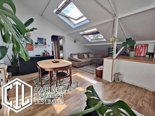 Appartement à vendre 190 000 € 3 pièces 2 chambres 61,9 m² Étage 1/1 Clichy-sous-Bois 93390