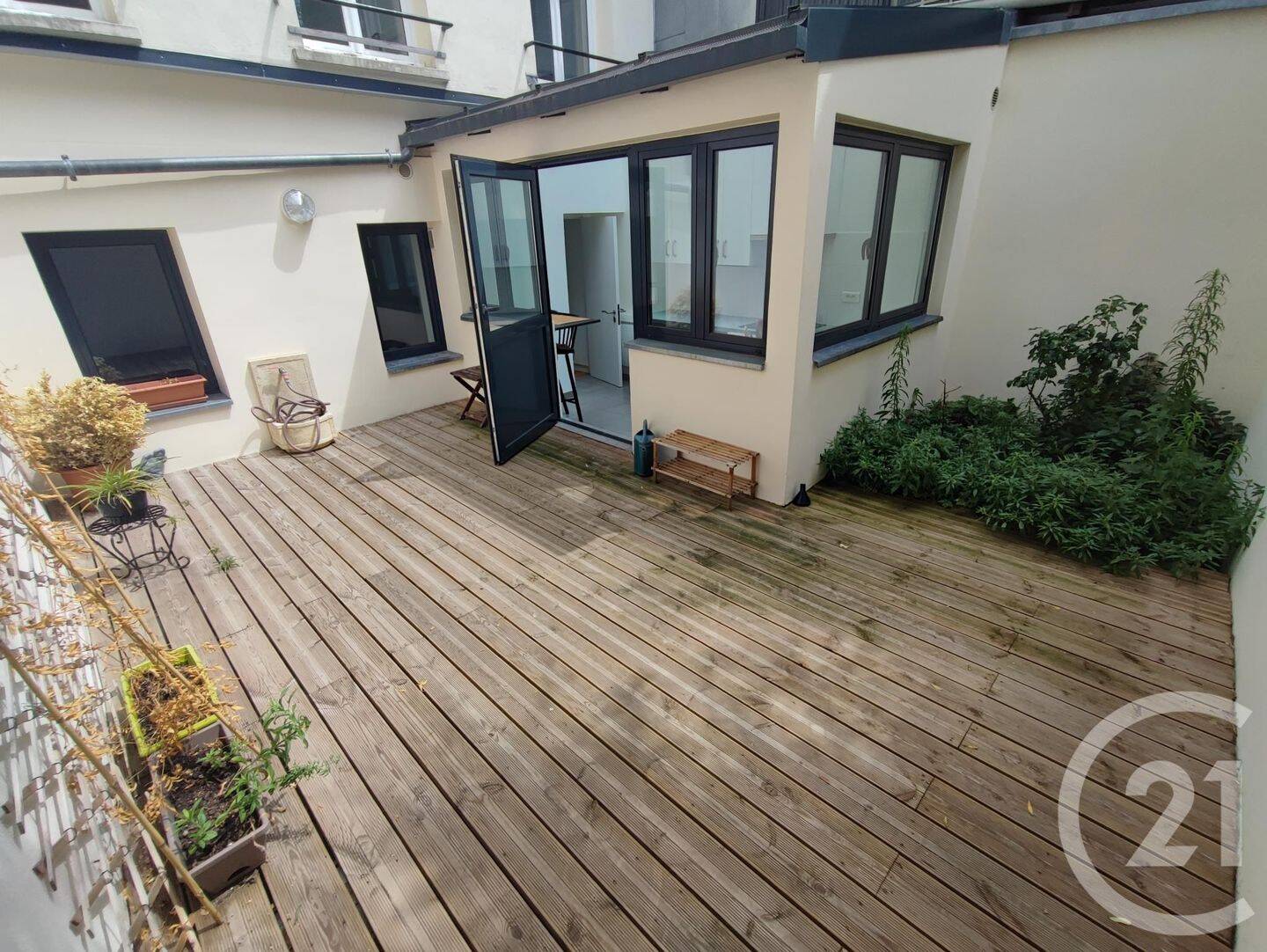 Appartement 1 pièce 25 m² · à Paris 20ème Arrondissement · 24,9 m² · 1 165 €