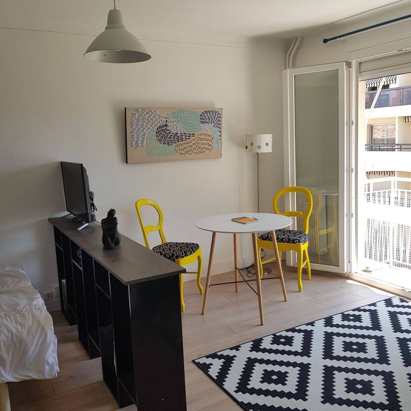 Appartement 1 pièce 28 m² · à Antibes · 28 m² · 830 €/mois