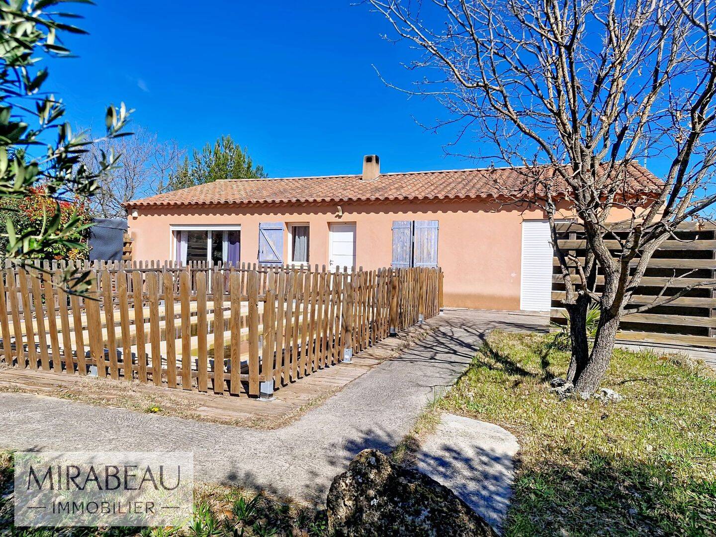 Maison 5 pièces 118 m² · à Mirabeau · 118 m² · 320 000 €