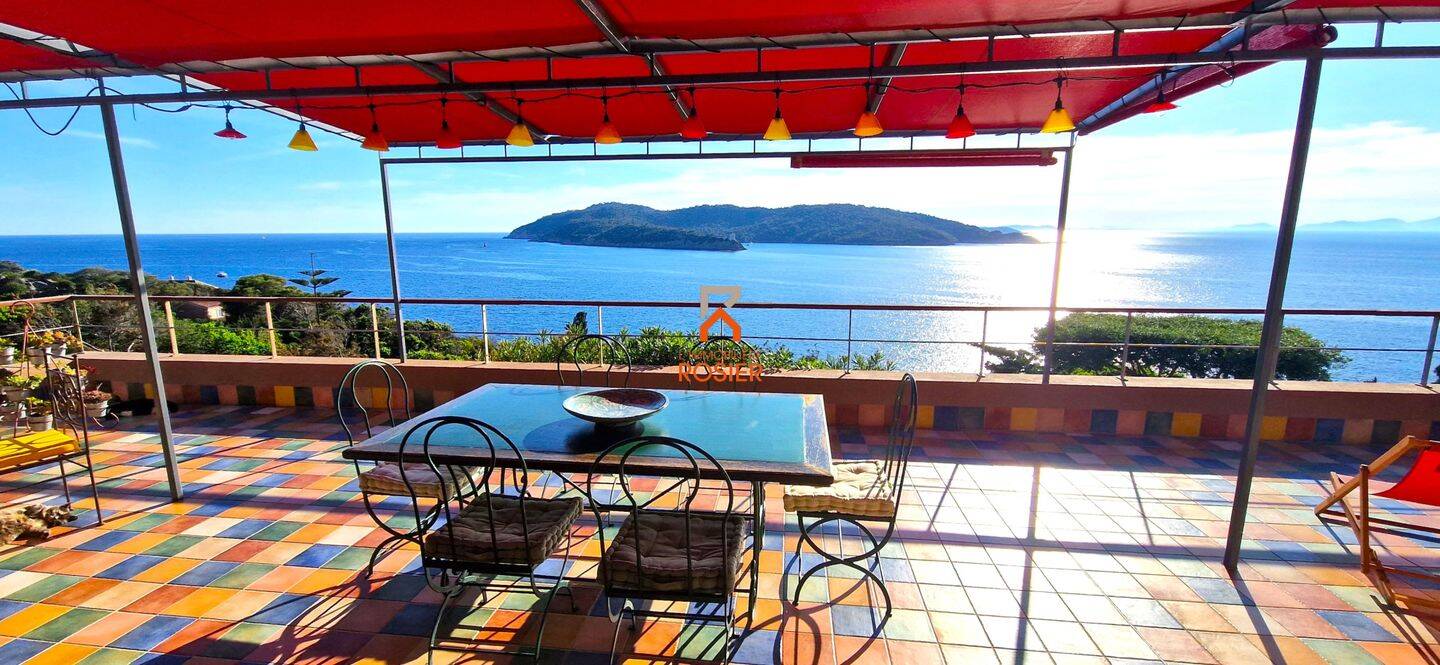 Maison 5 pièces 126 m² · à Hyères · 126 m² · 1 510 000 €