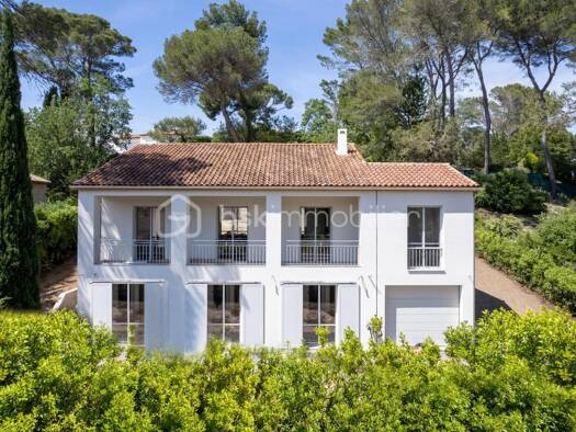 Villa à vendre 2 640 000 € 6 pièces 5 chambres 243 m² Les Colles-Camp Lauvas-Font de l'Orme Mougins 06250