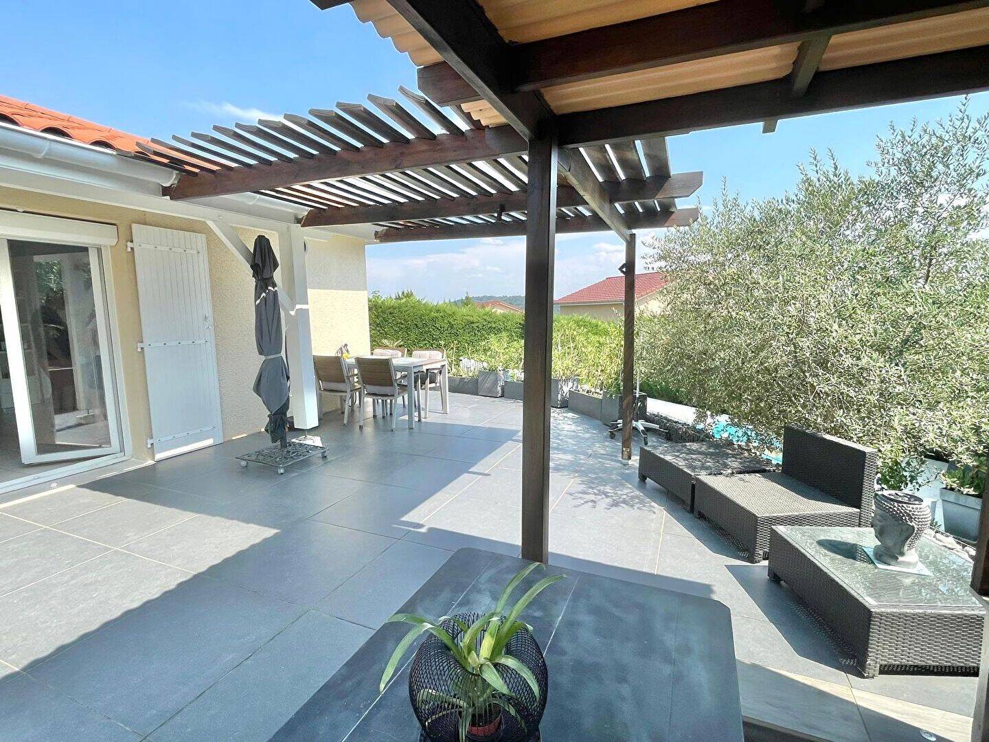 Maison 4 pièces 85 m² · à L'Isle-d'Abeau · 85 m² · 320 000 €