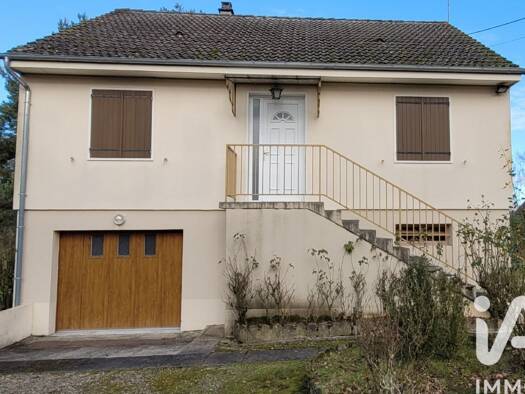 Maison à vendre 118 000 € 3 pièces 2 chambres 73 m² 4 141 m² de terrain Montilly 03000