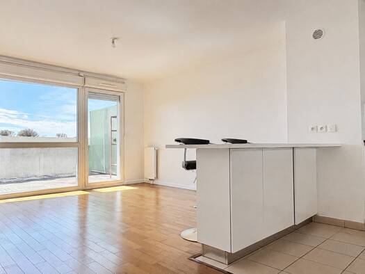 Appartement à vendre 420 000 € 4 pièces 3 chambres 73,19 m² Étage 10/11 Jean Macé Arcueil 94110