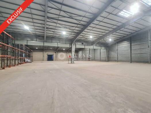 Entrepôt à louer 6 728 € 2 765 m² d'espace de stockage divisible Plaintel 22940