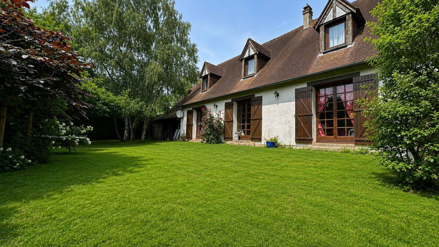 Maison 7 pièces 172 m² · à Mittainvilliers-Vérigny · 172 m² · 180 200 €