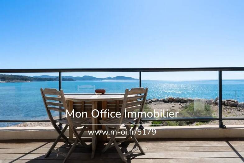 Appartement à vendre 600 000 € 2 pièces 1 chambre 51 m² Est La Ciotat 13600