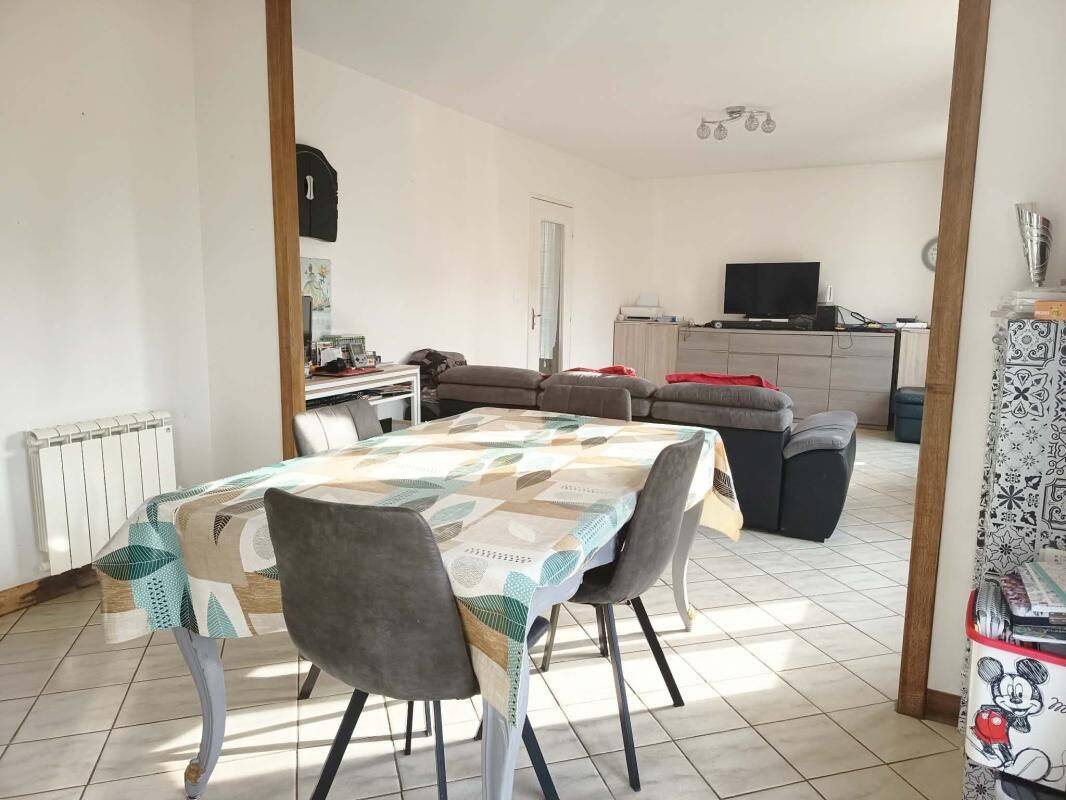 Maison 5 pièces 93 m² · à Cerisé · 93 m² · 162 500 €