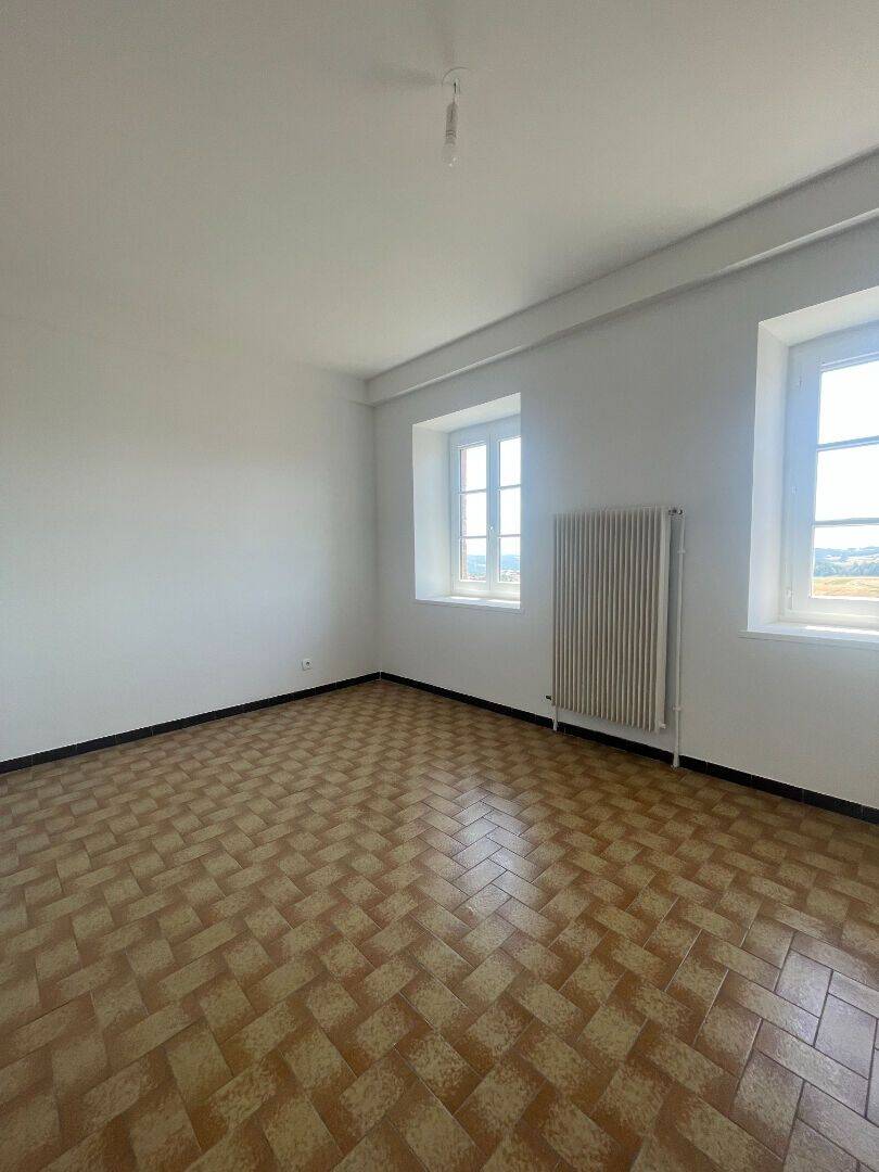 Appartement 3 pièces 70 m² à Saint Bonnet le