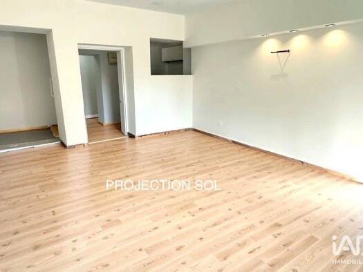 Local commercial à vendre 67 000 € 46 m² de surface de vente Urbain Nord Bagnols-sur-Cèze 30200