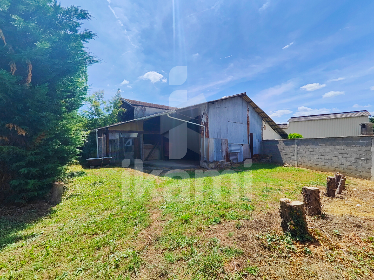 Maison 13 pièces 257 m² · à Albon · 257 m² · 329 000 €