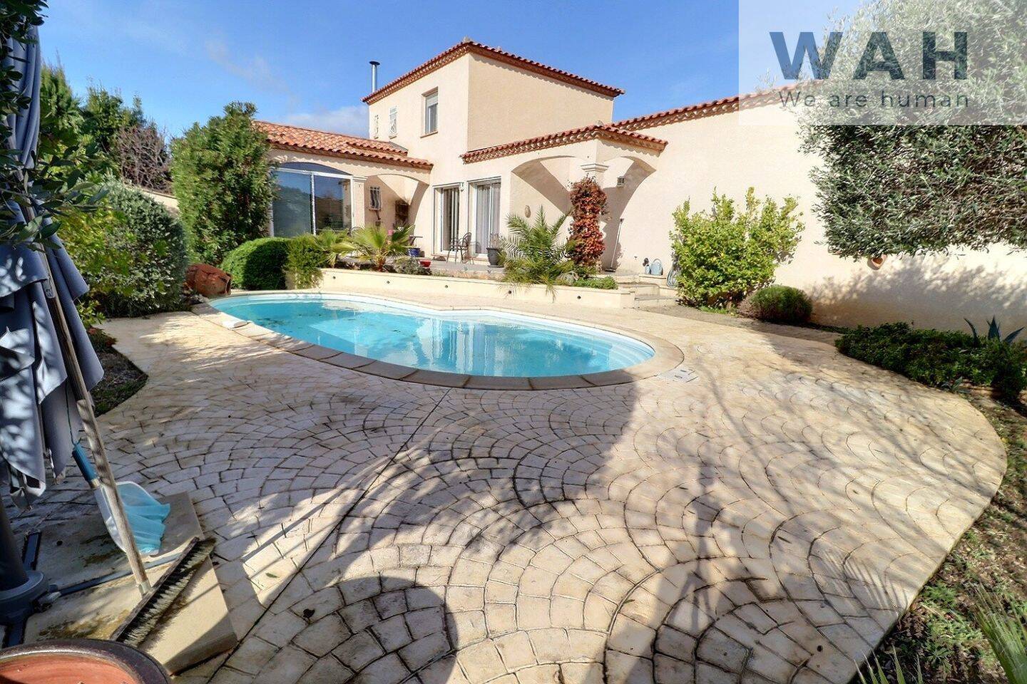 Maison 4 pièces 110 m² · à Plaissan · 110 m² · 399 000 €