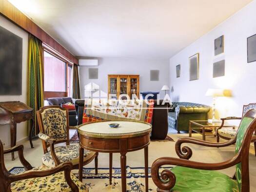 Appartement à vendre 319 000 € 5 pièces 4 chambres 165 m² Étage 3/3 Argensol Orange 84100