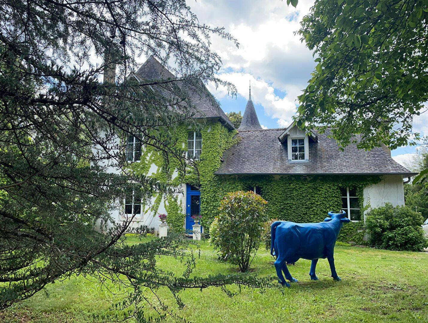 Maison 9 pièces 209 m² · à Vigeois · 209 m² · 529 000 €