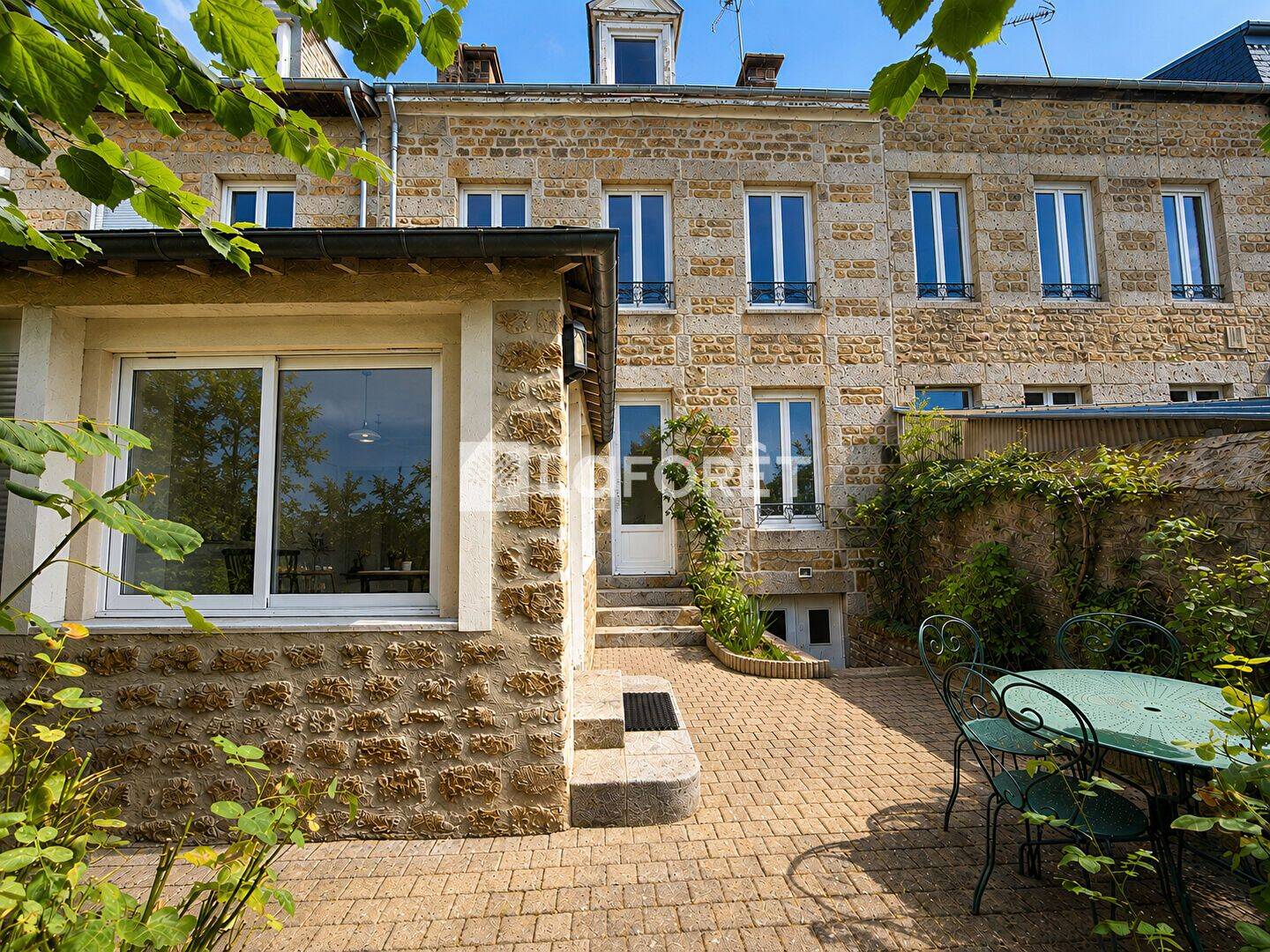 Maison 8 pièces 170 m² · à Flers · 170 m² · 197 024 €