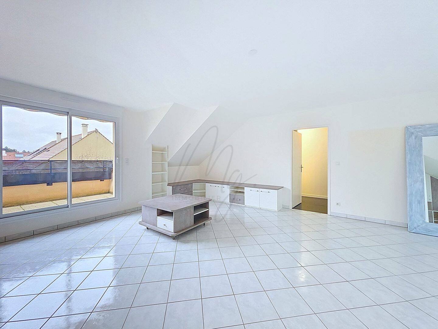 Appartement 3 pièces 119 m² · à Maurepas · 119 m² · 299 000 €