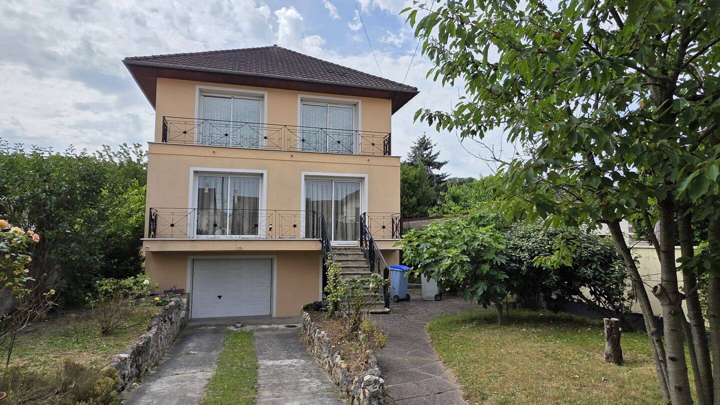 Maison 5 pièces 110 m² · à Tremblay-en-France · 110 m² · 381 000 €