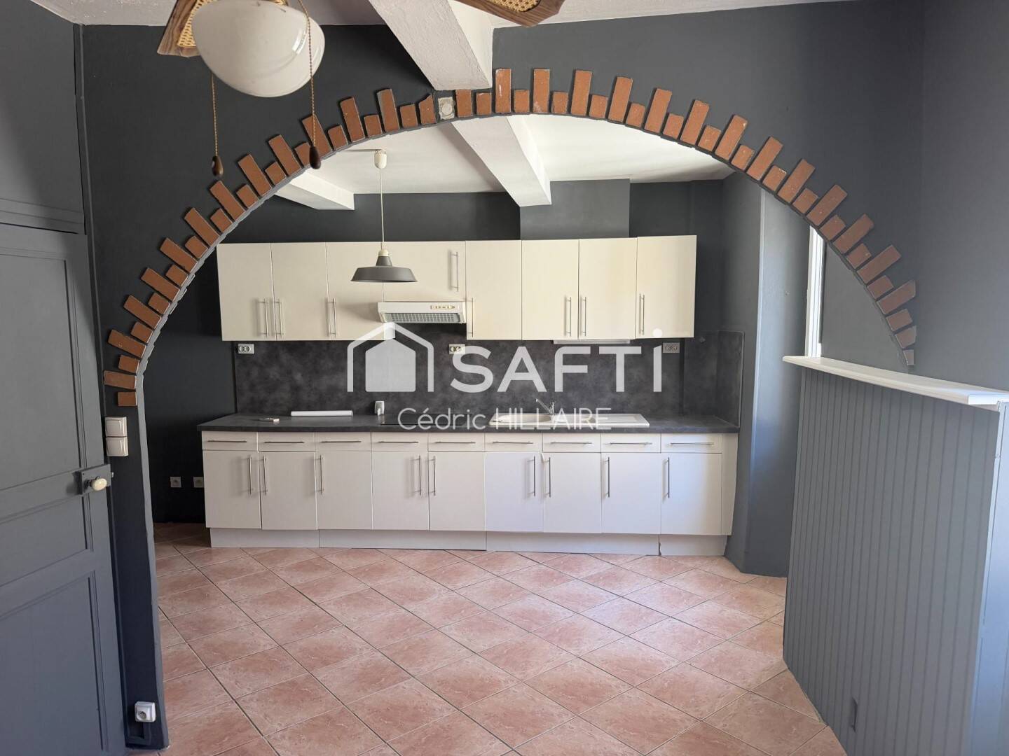 Appartement 4 pièces 101 m² · à Canet · 101 m² · 109 000 €