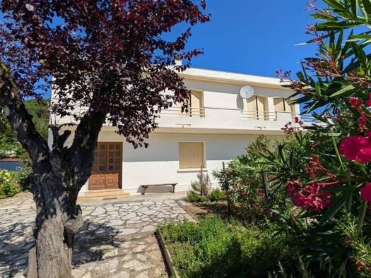 Maison à vendre 155 800 € 7 pièces 5 chambres 243 m² 929 m² de terrain Monsempron-Libos 47500