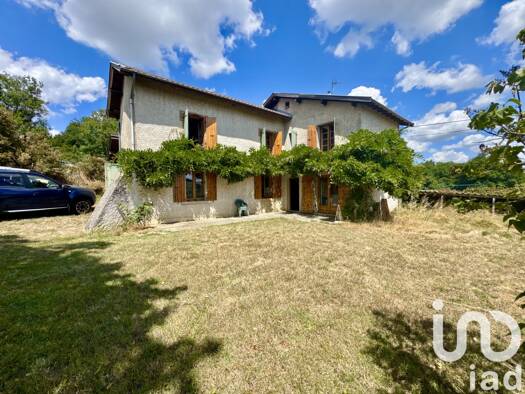 Maison à vendre 259 000 € 6 pièces 3 chambres 130 m² 24 000 m² de terrain Montrigaud 26350