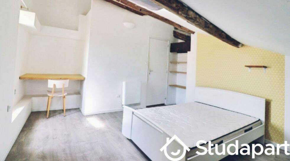 1 pièce 14 m² · à Béziers · 14 m² · 360 €