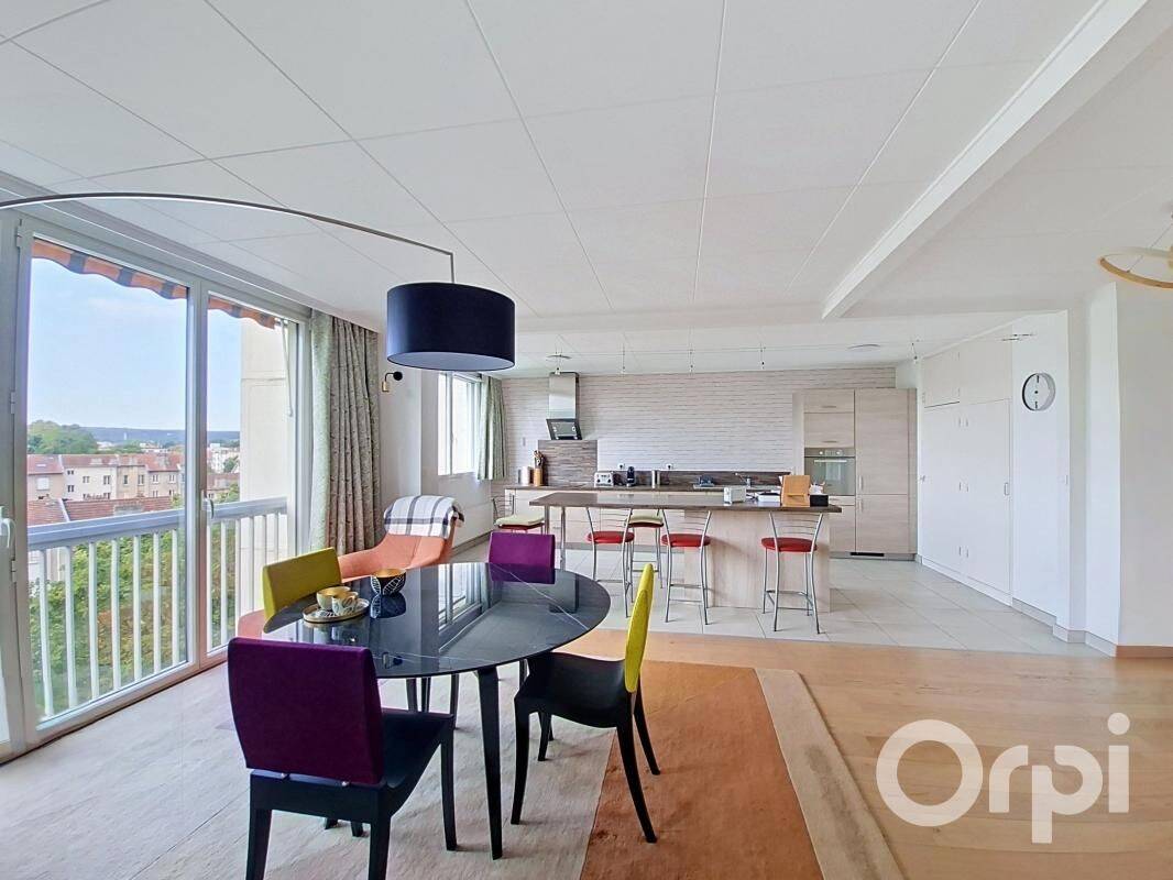 Appartement 5 pièces 122 m² · à Nancy · 122 m² · 270 000 €