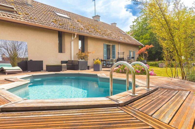 Maison 7 pièces 230 m² · à Corcelles-les-Monts · 230 m² · 580 000 €