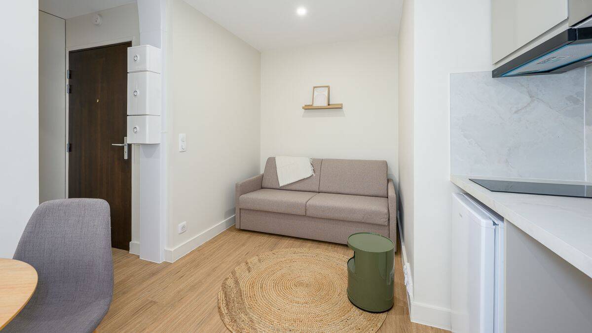 Appartement 1 pièce 15 m² · à Paris 15ème Arrondissement · 15,3 m² · 1 390 €/mois