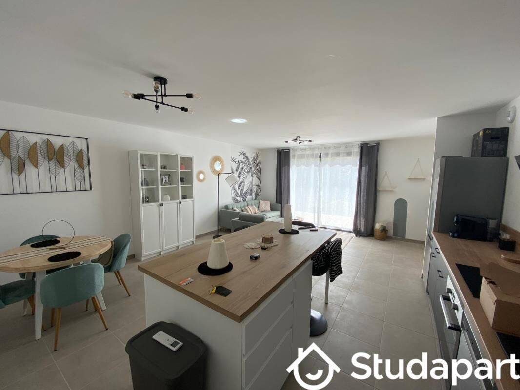 1 pièce 14 m² · à Toulouse · 14 m² · 669 €