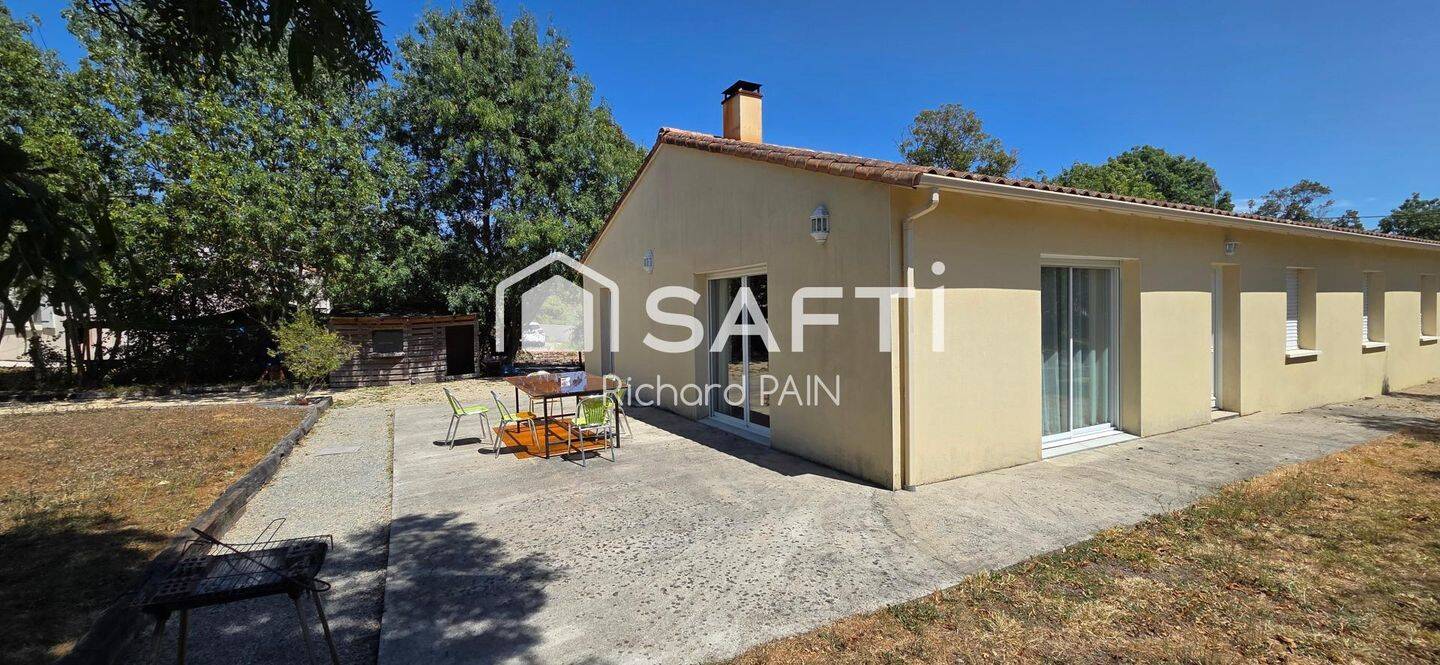 Maison 5 pièces 148 m² · à Sansais · 148 m² · 230 000 €