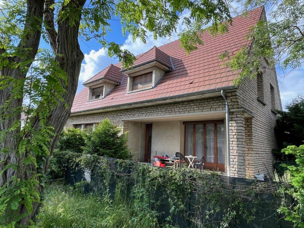 Maison 11 pièces 272 m² · à Talant · 272 m² · 441 000 €
