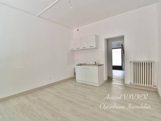 Appartement à vendre 79 000 € 2 pièces 1 chambre 30 m² RDC Centre Ville-Cathédrale Évreux 27000