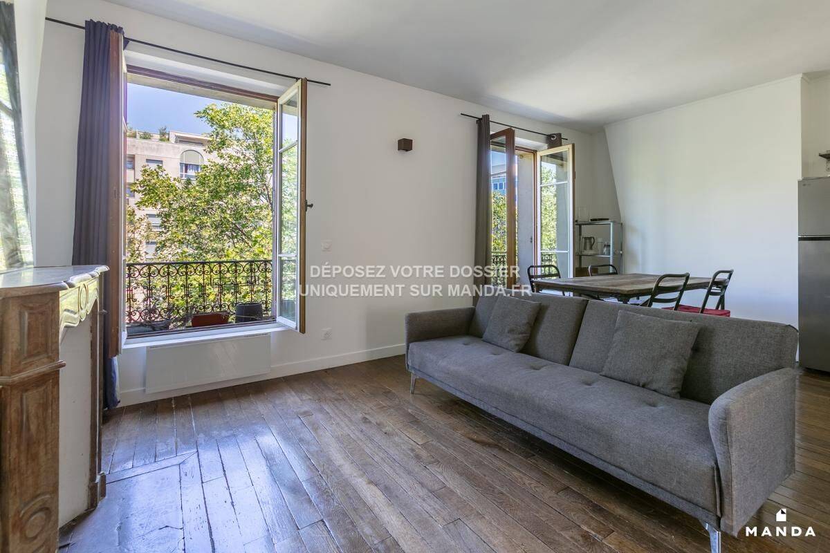 Appartement 3 pièces 50 m² · à Paris 10ème Arrondissement · 50 m² · 1 851 €
