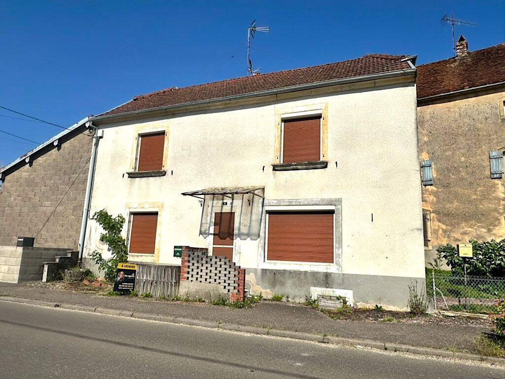 Maison 4 pièces 100 m² · à Amance · 100 m² · 49 000 €