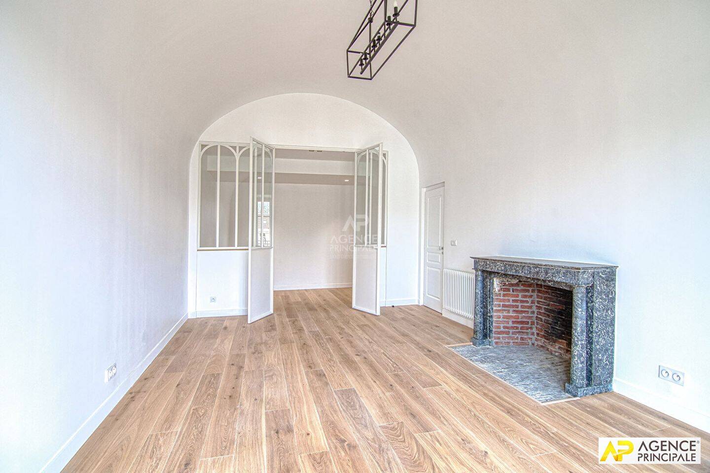 Appartement 6 pièces 114 m² · à Versailles · 114,3 m² · 2 972 €/mois