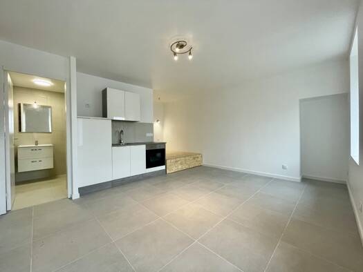 Appartement à louer 450 € 1 pièce 27 m² RDC/1 Saint-Brandan 22800