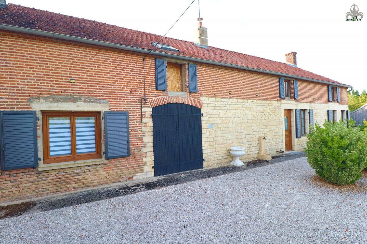 Maison 6 pièces 141 m² · à Seurre · 141 m² · 232 000 €