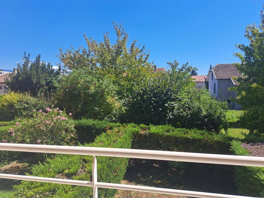 Appartement 2 pièces 50 m² · à Fontaine · 50 m² · 750 €