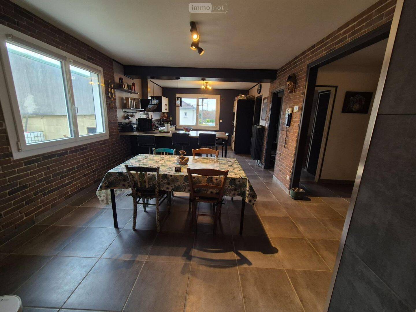 Maison 5 pièces 129 m² · à Aÿ-Champagne · 129 m² · 239 000 €