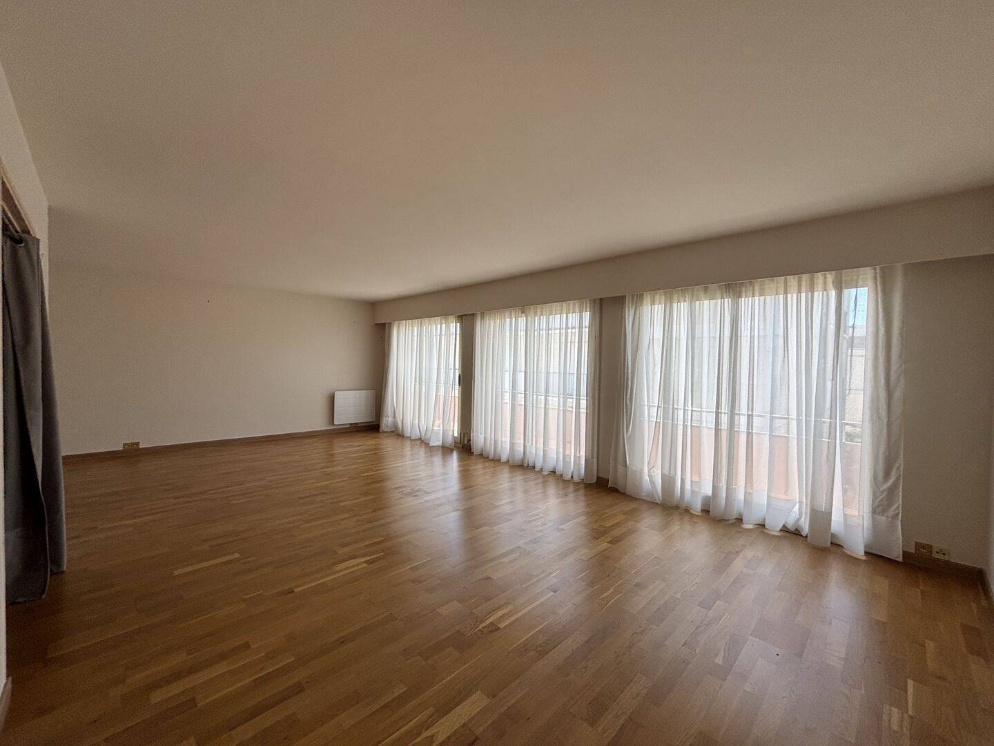 Appartement 3 pièces 95 m² · à Poitiers · 94,7 m² · 990 €