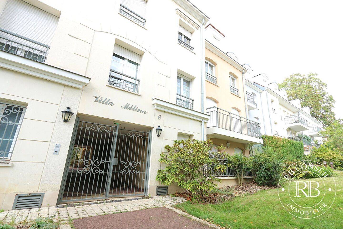 Appartement 3 pièces 64 m² · à Châtenay-Malabry · 64,2 m² · 1 455 €/mois